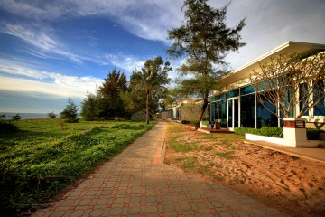 웨스트 샌즈(Grand West Sands Resort & Villas)